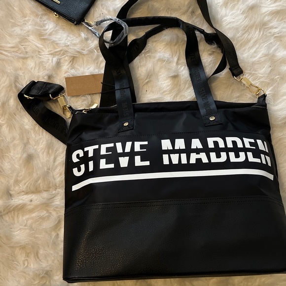 STEVEN MADDEN BGYM DUFFLE BAG - Picture 2 of 9